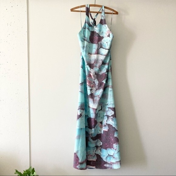 alexis printed halter maxi dress - Picture 6 of 11